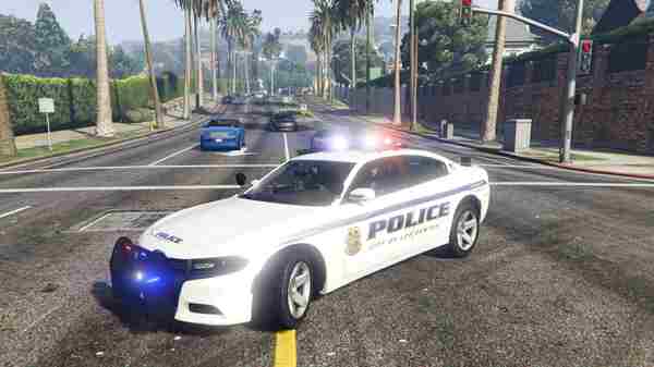 使用联邦信号-Vision警报系统的道奇·战马