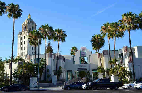 现实中的罗克福德山（比弗利山庄）